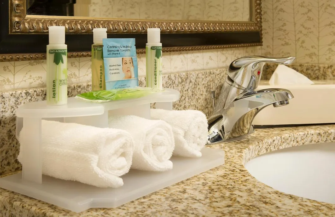 Holiday Inn Express & Suites Alexandria - Fort Belvoir By Ihg-1